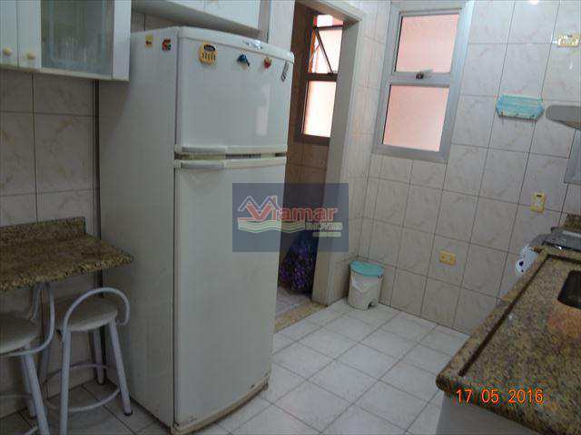 Apartamento à venda com 2 quartos, 77m² - Foto 4