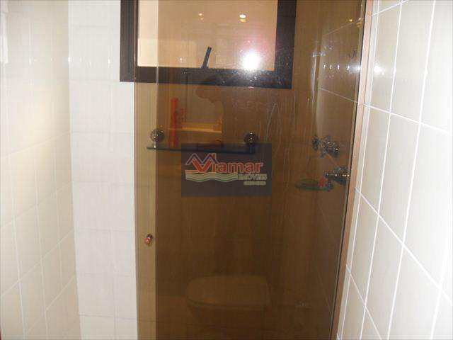 Apartamento à venda com 3 quartos, 200m² - Foto 18