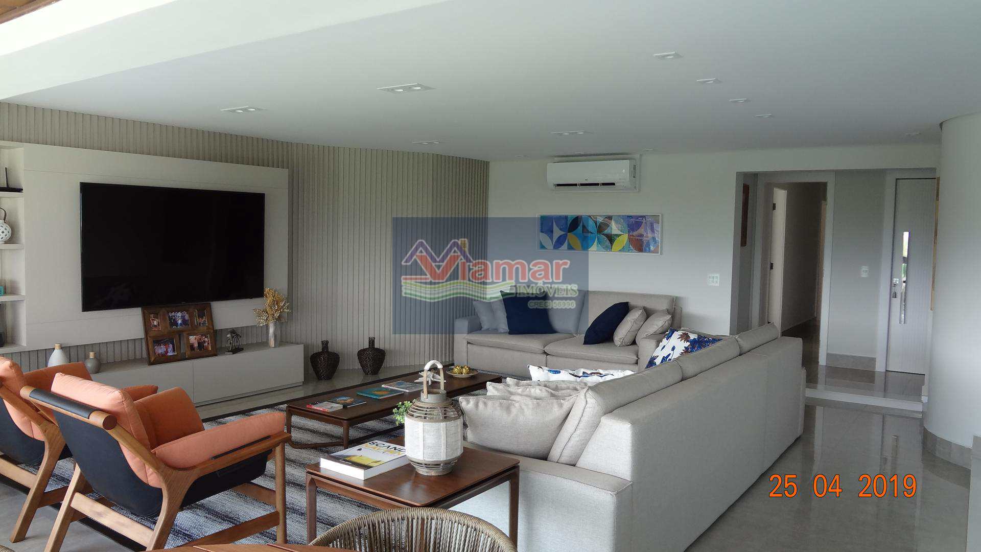 Apartamento à venda com 5 quartos, 226m² - Foto 2