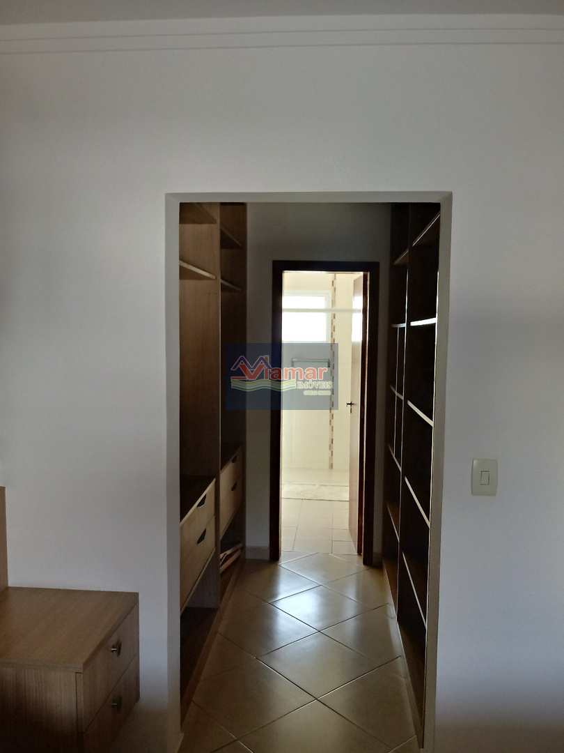 Casa de Condomínio à venda com 5 quartos, 249m² - Foto 19