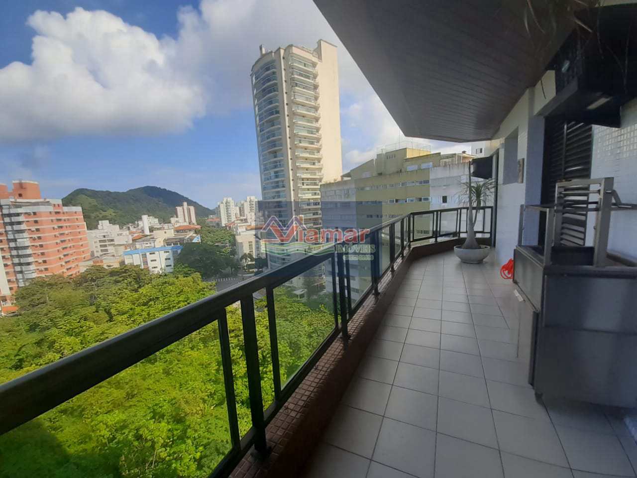 Apartamento à venda com 3 quartos, 214m² - Foto 4