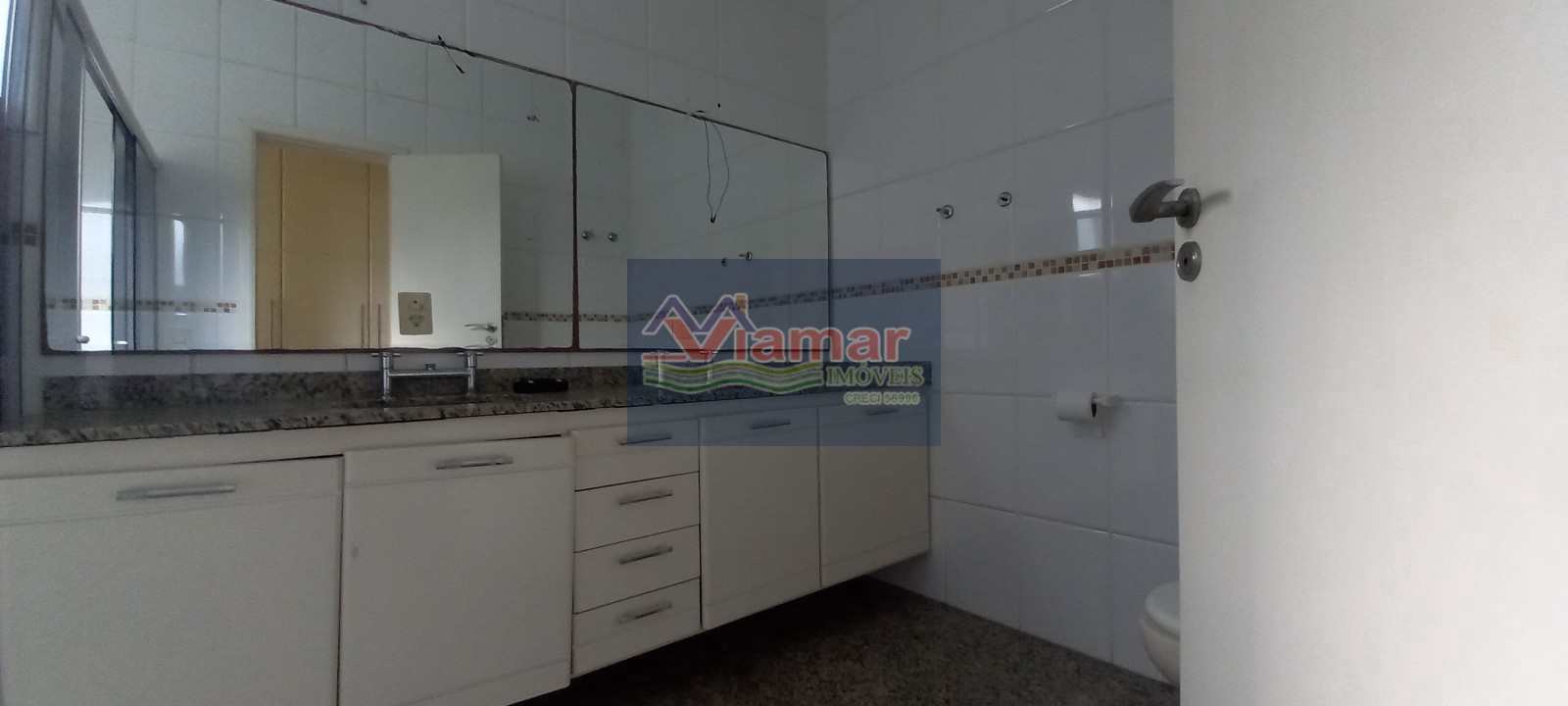 Casa à venda com 4 quartos, 350m² - Foto 23