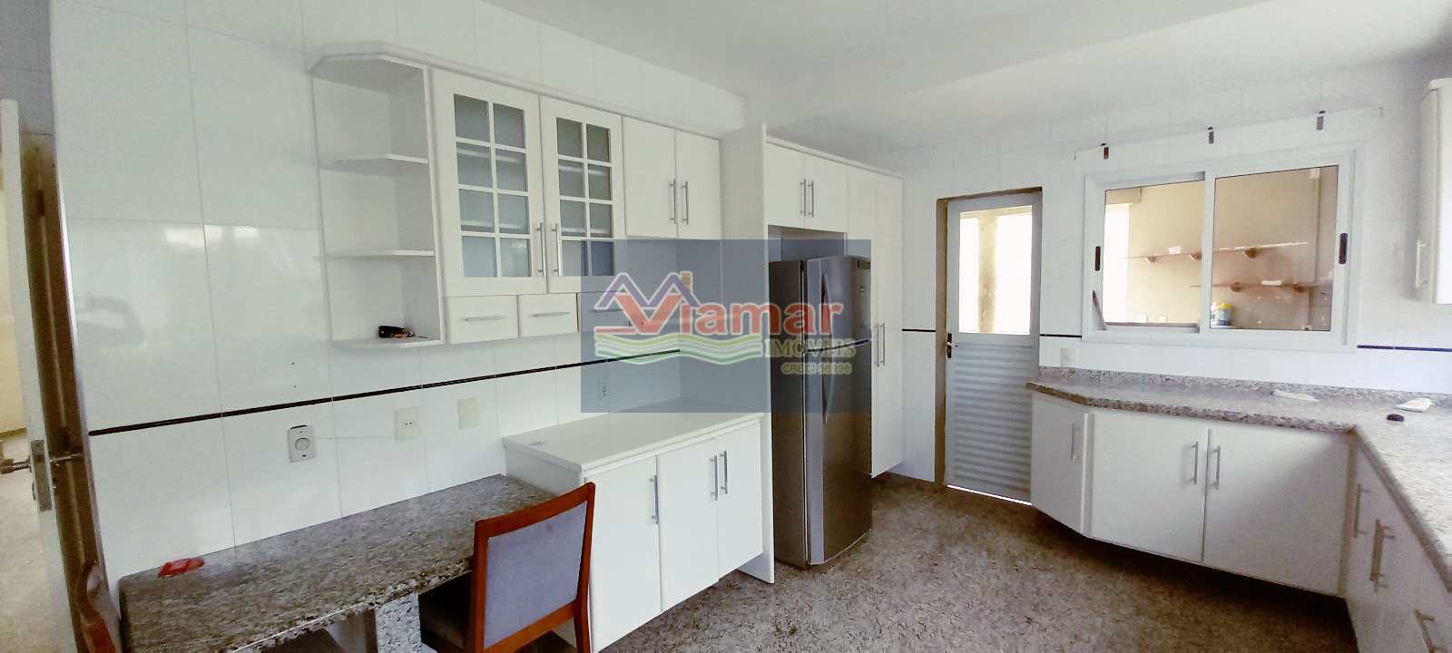 Casa à venda com 4 quartos, 350m² - Foto 10