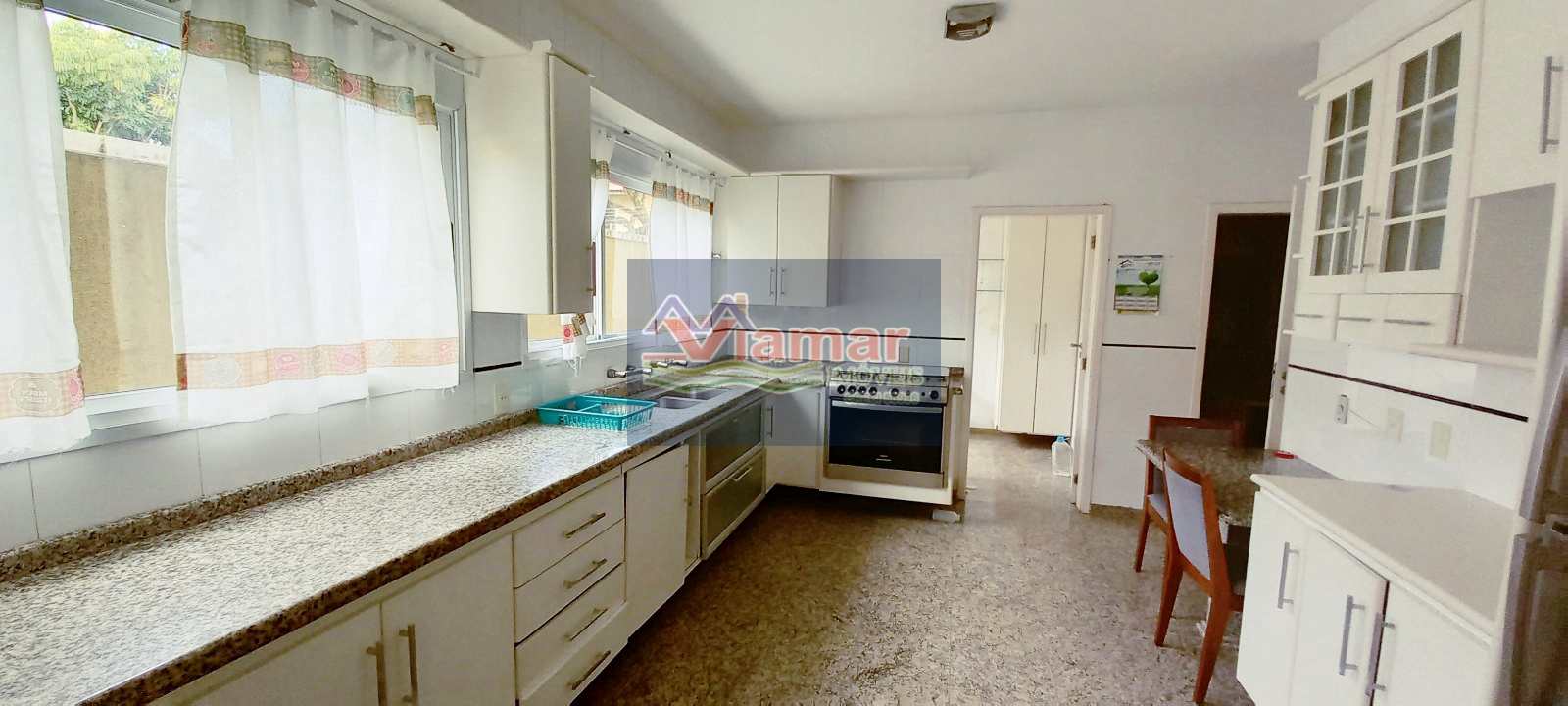 Casa à venda com 4 quartos, 350m² - Foto 11