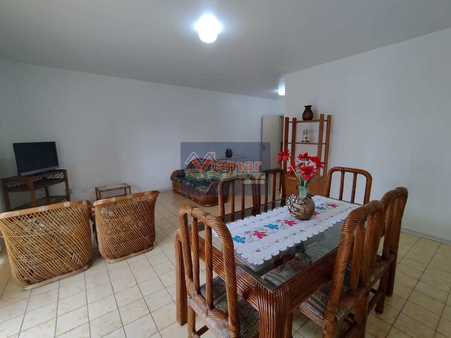 Apartamento à venda com 2 quartos, 91m² - Foto 2