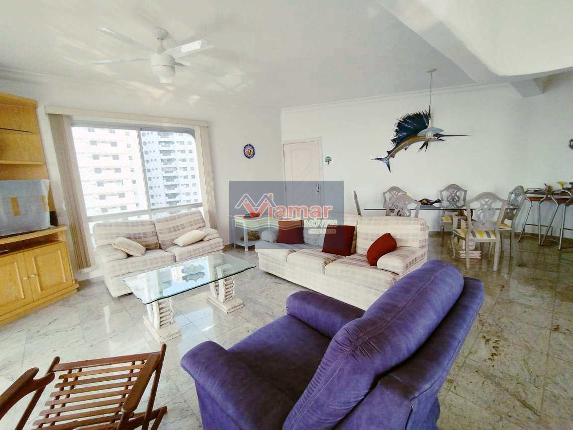 Apartamento à venda com 3 quartos, 150m² - Foto 2