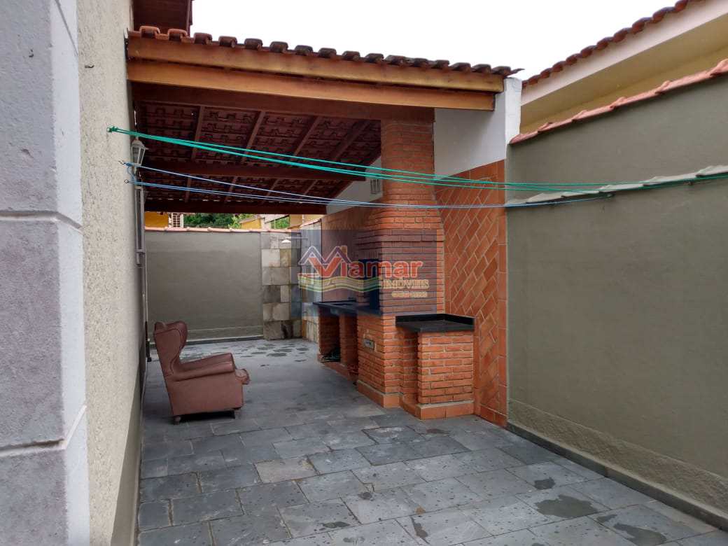 Casa à venda com 3 quartos, 180m² - Foto 31