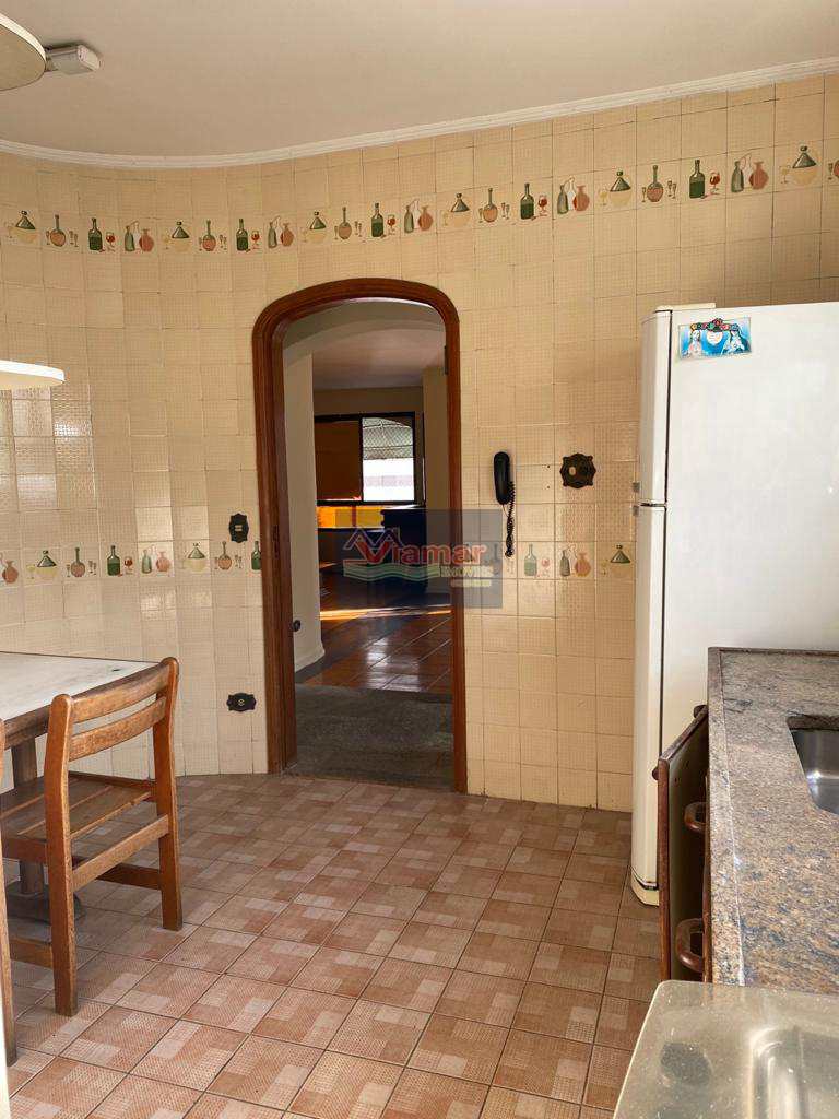 Apartamento à venda com 3 quartos, 170m² - Foto 8