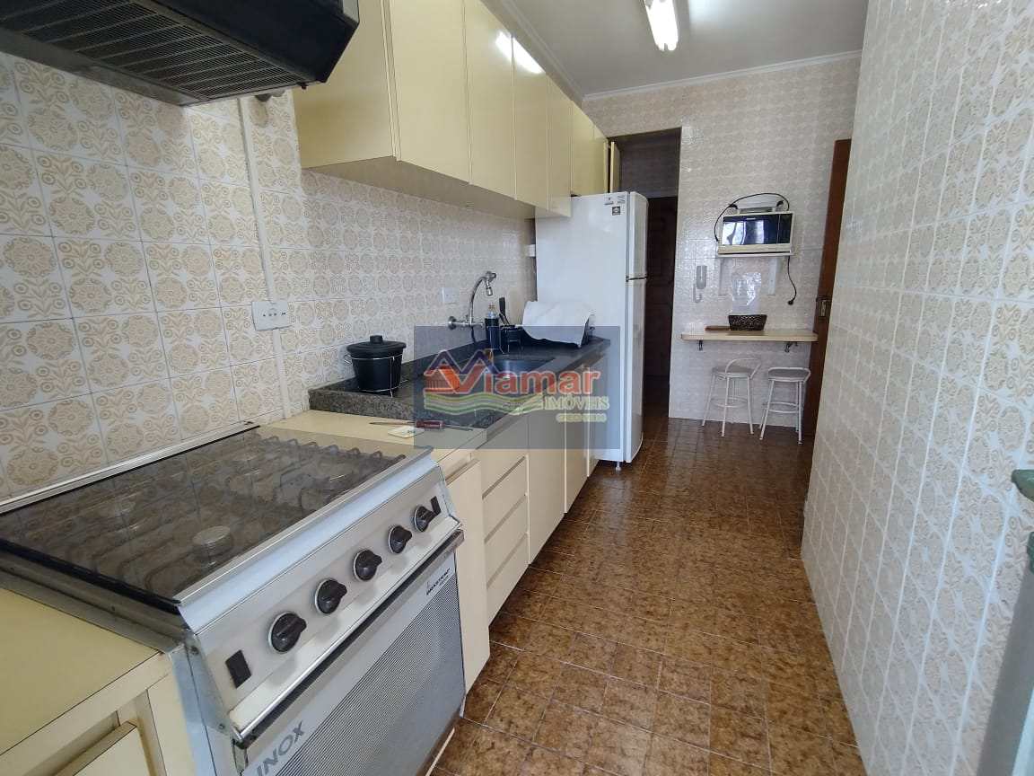 Apartamento à venda com 2 quartos, 70m² - Foto 9