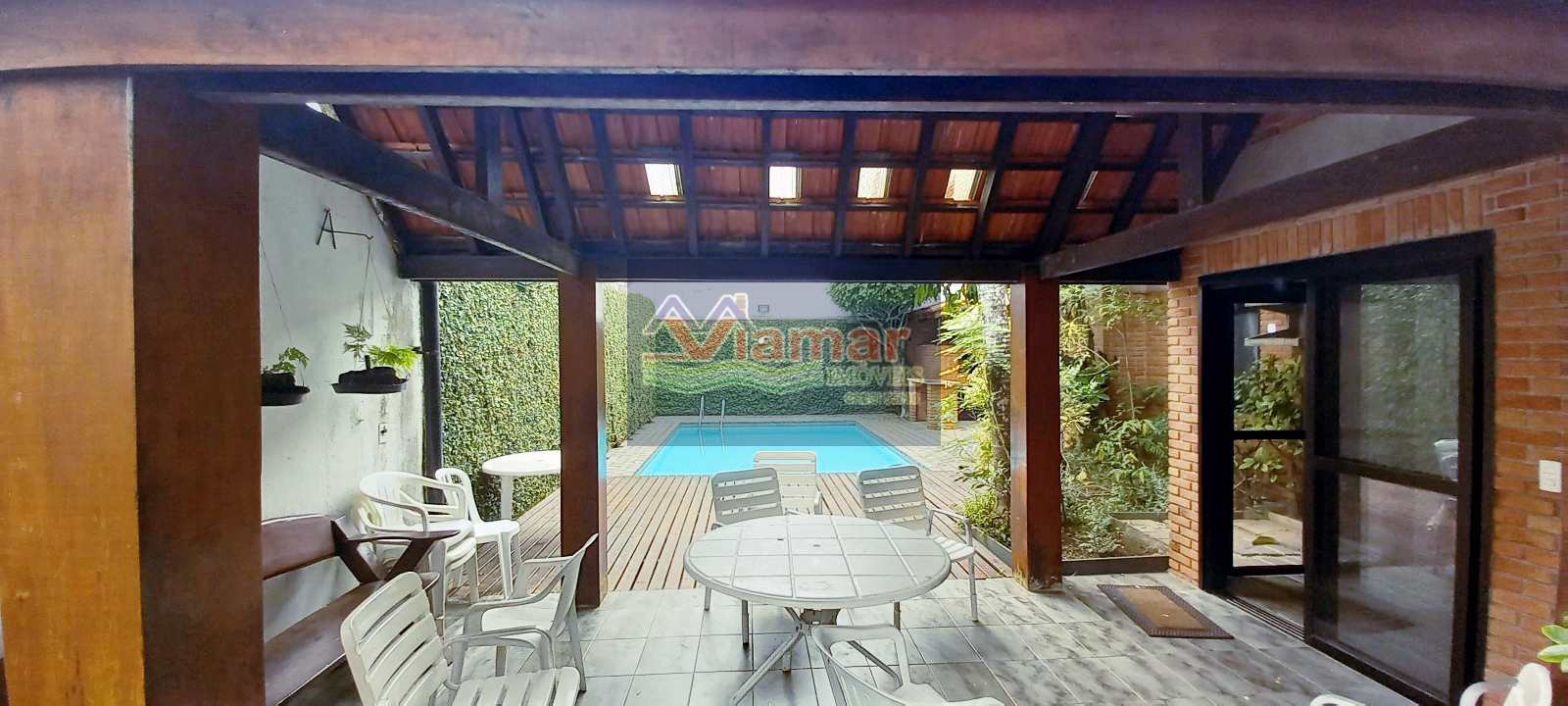 Casa à venda com 8 quartos, 320m² - Foto 29