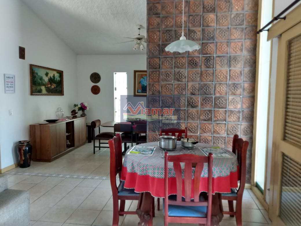 Casa à venda com 4 quartos, 250m² - Foto 12