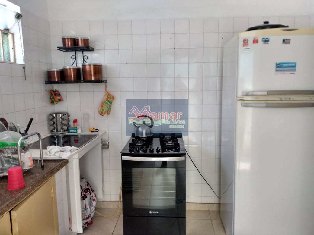 Casa à venda com 4 quartos, 250m² - Foto 17