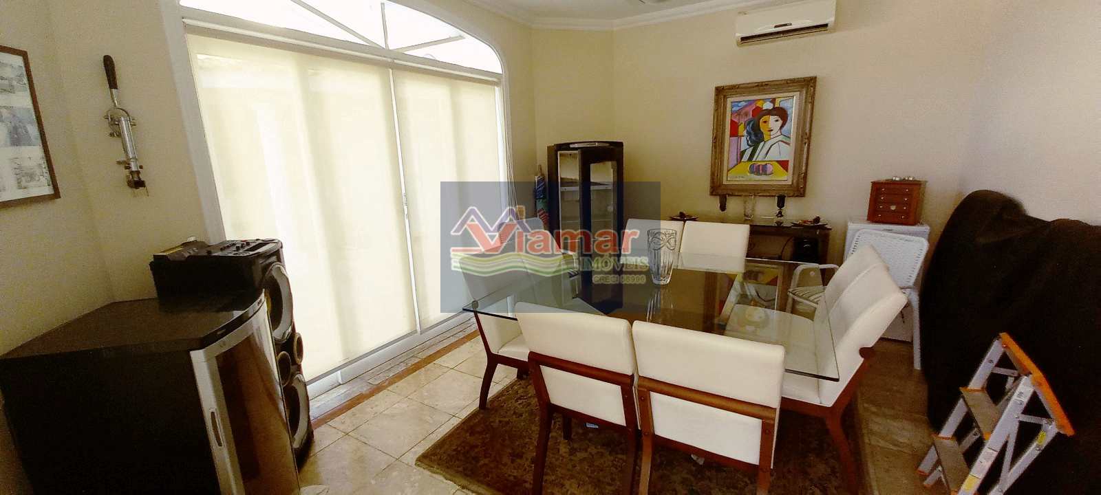 Casa para alugar com 3 quartos, 300m² - Foto 12