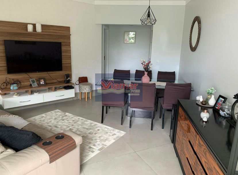 Apartamento à venda com 3 quartos, 145m² - Foto 2