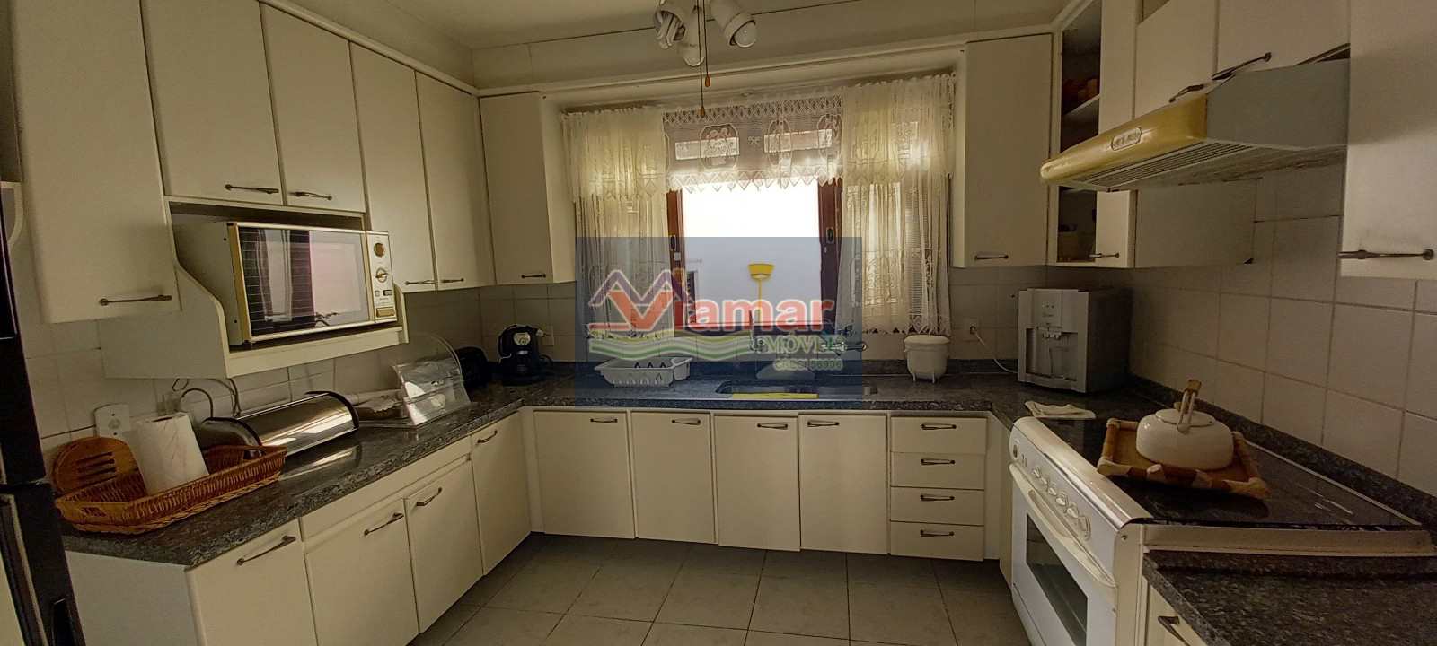 Casa à venda com 3 quartos, 250m² - Foto 29