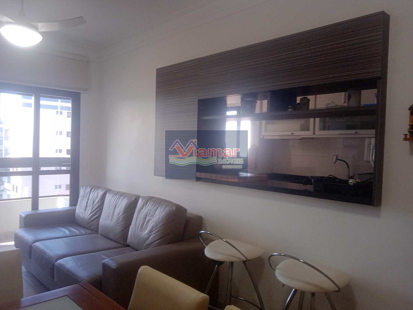 Apartamento à venda com 3 quartos, 77m² - Foto 1