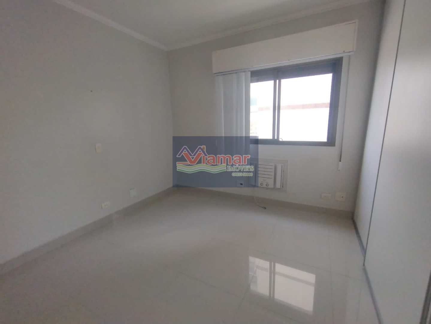 Apartamento à venda com 3 quartos, 160m² - Foto 15