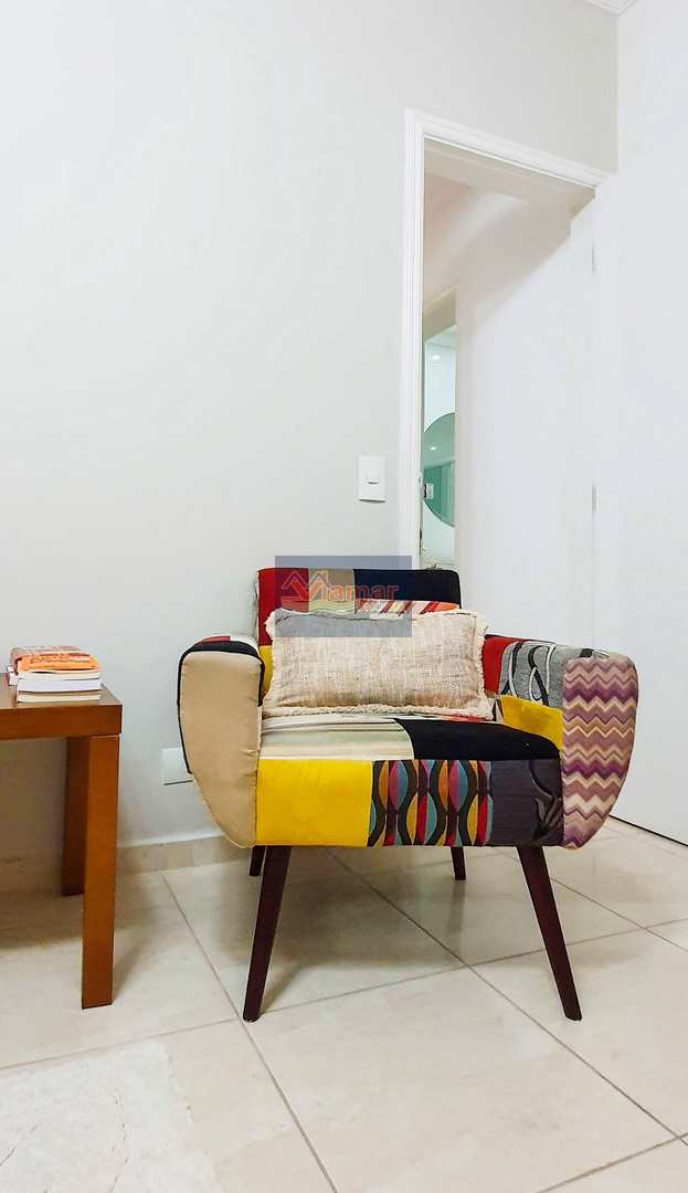 Apartamento à venda com 2 quartos, 69m² - Foto 2