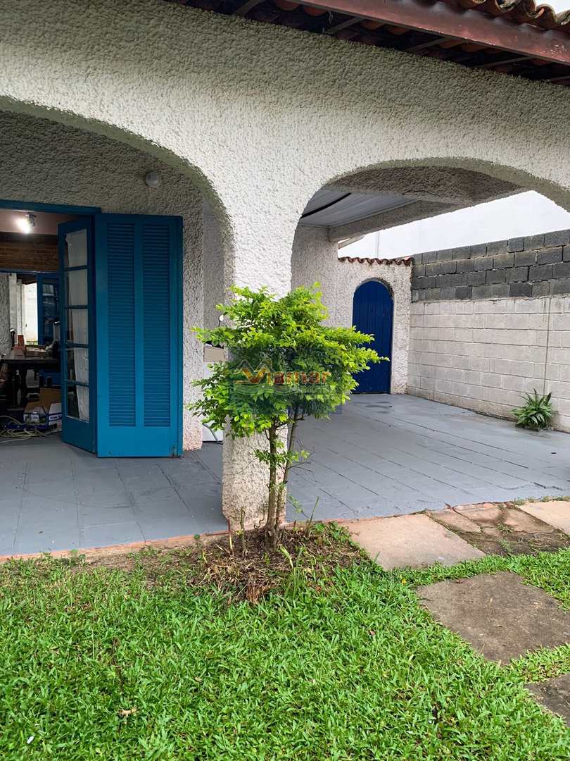 Casa para lancamento com 3 quartos, 200m² - Foto 3