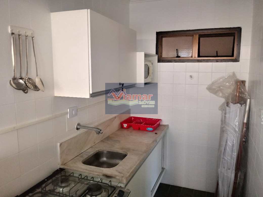 Apartamento à venda com 2 quartos, 70m² - Foto 15