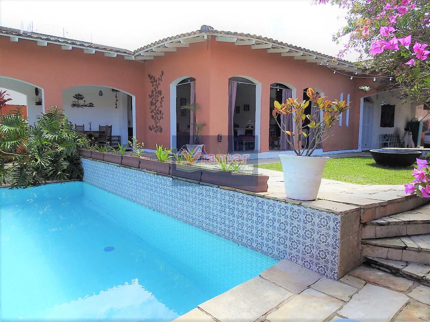 Casa à venda com 7 quartos, 436m² - Foto 3