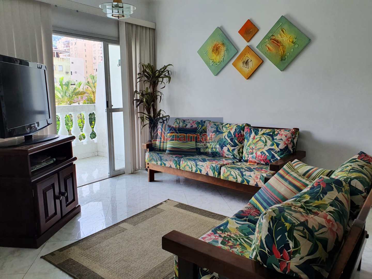 Apartamento à venda com 3 quartos, 100m² - Foto 1