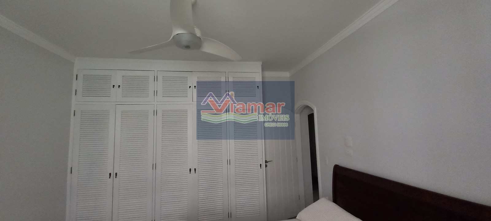 Casa à venda com 3 quartos, 200m² - Foto 18