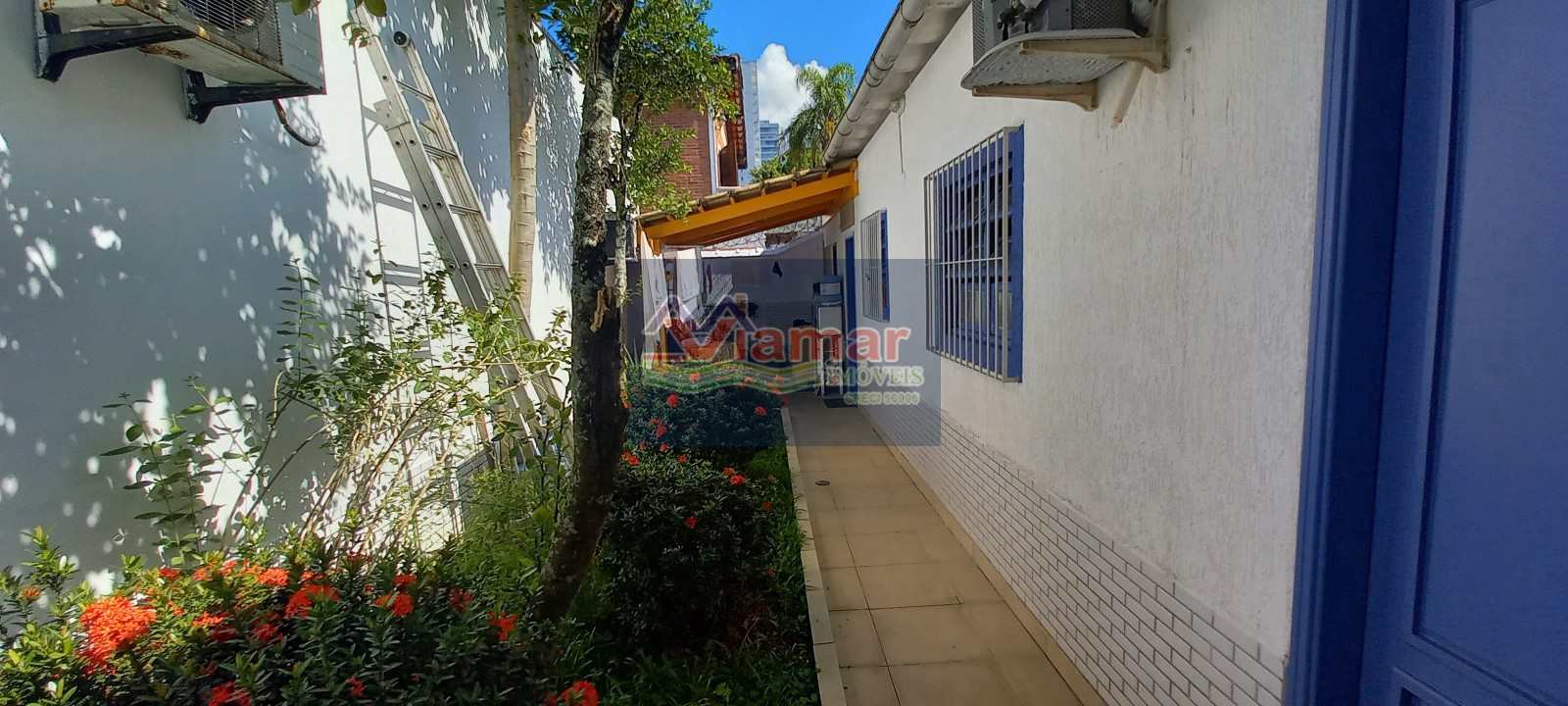 Casa à venda com 3 quartos, 200m² - Foto 25