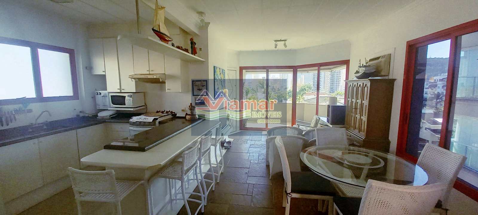 Apartamento à venda com 2 quartos, 130m² - Foto 2