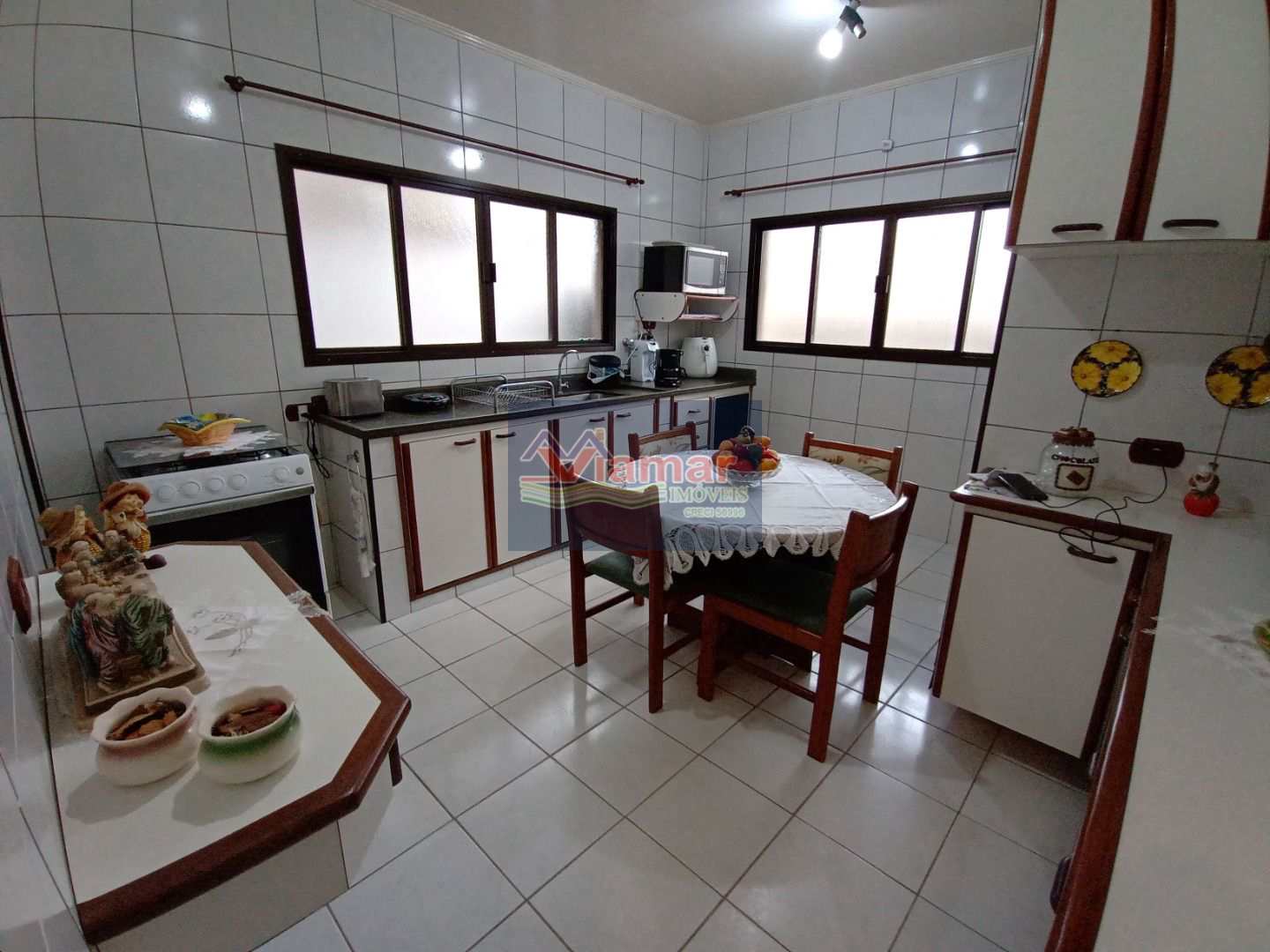 Casa à venda com 4 quartos, 320m² - Foto 15