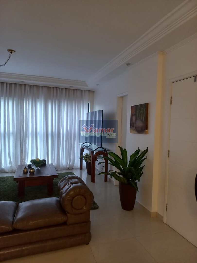 Apartamento à venda com 3 quartos, 130m² - Foto 4