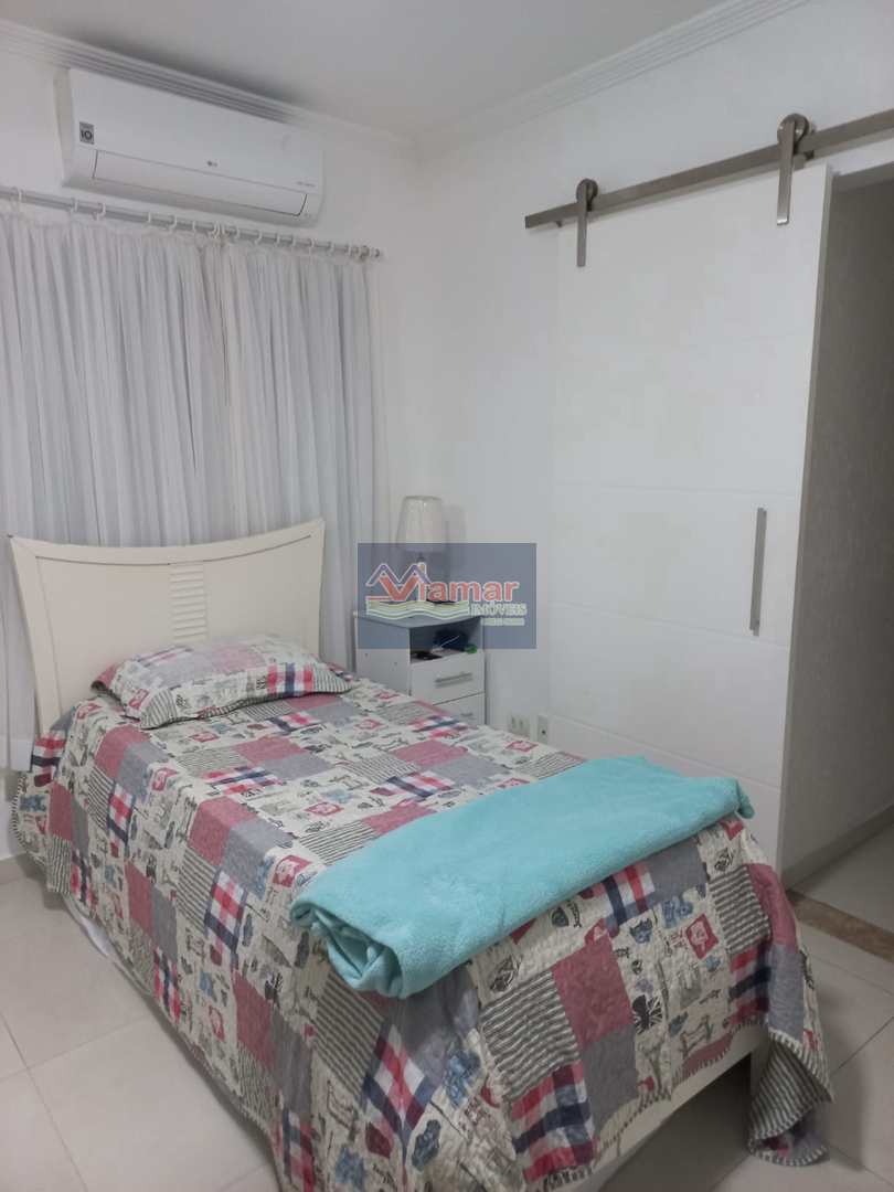 Apartamento à venda com 3 quartos, 130m² - Foto 18