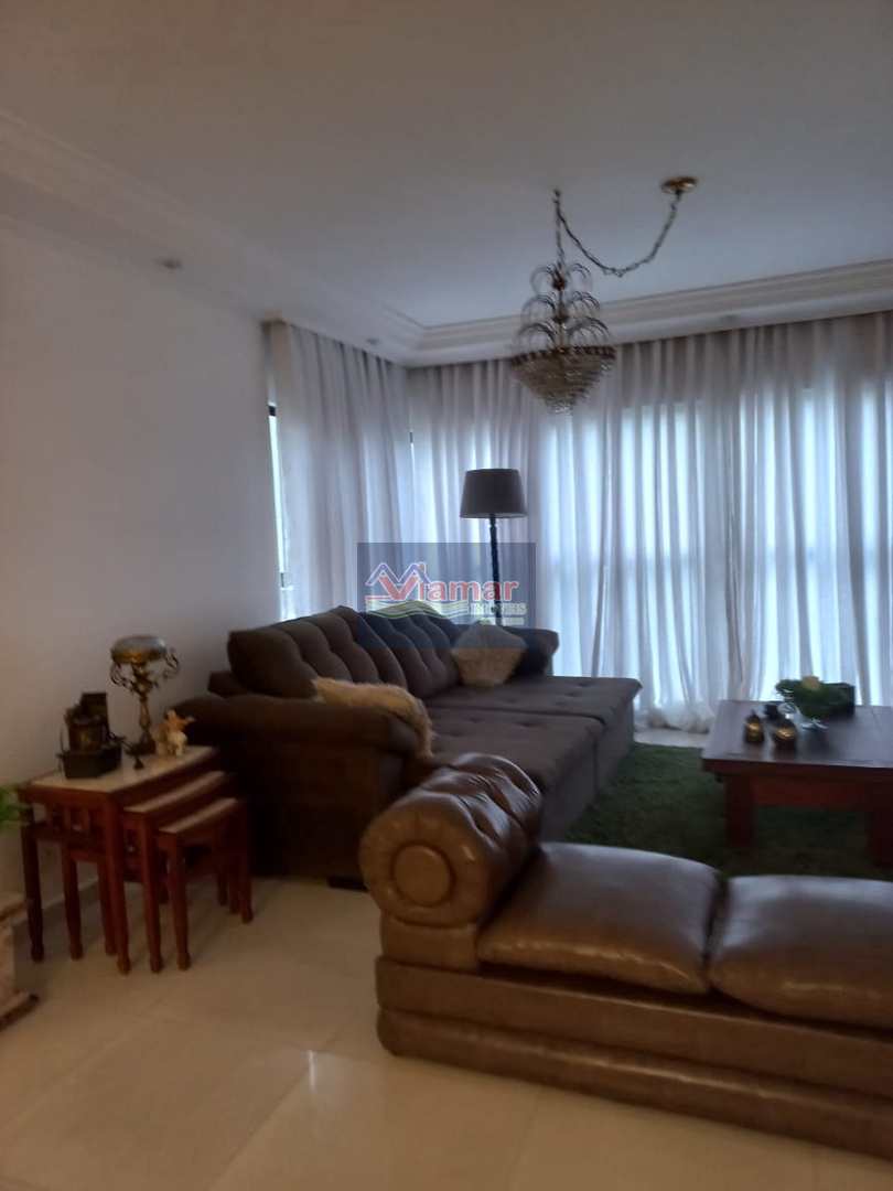 Apartamento à venda com 3 quartos, 130m² - Foto 2