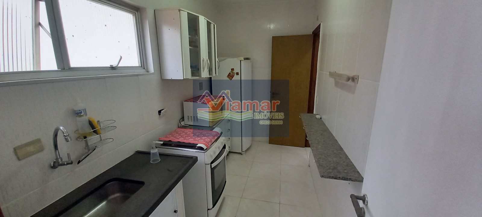 Apartamento à venda com 2 quartos, 77m² - Foto 4