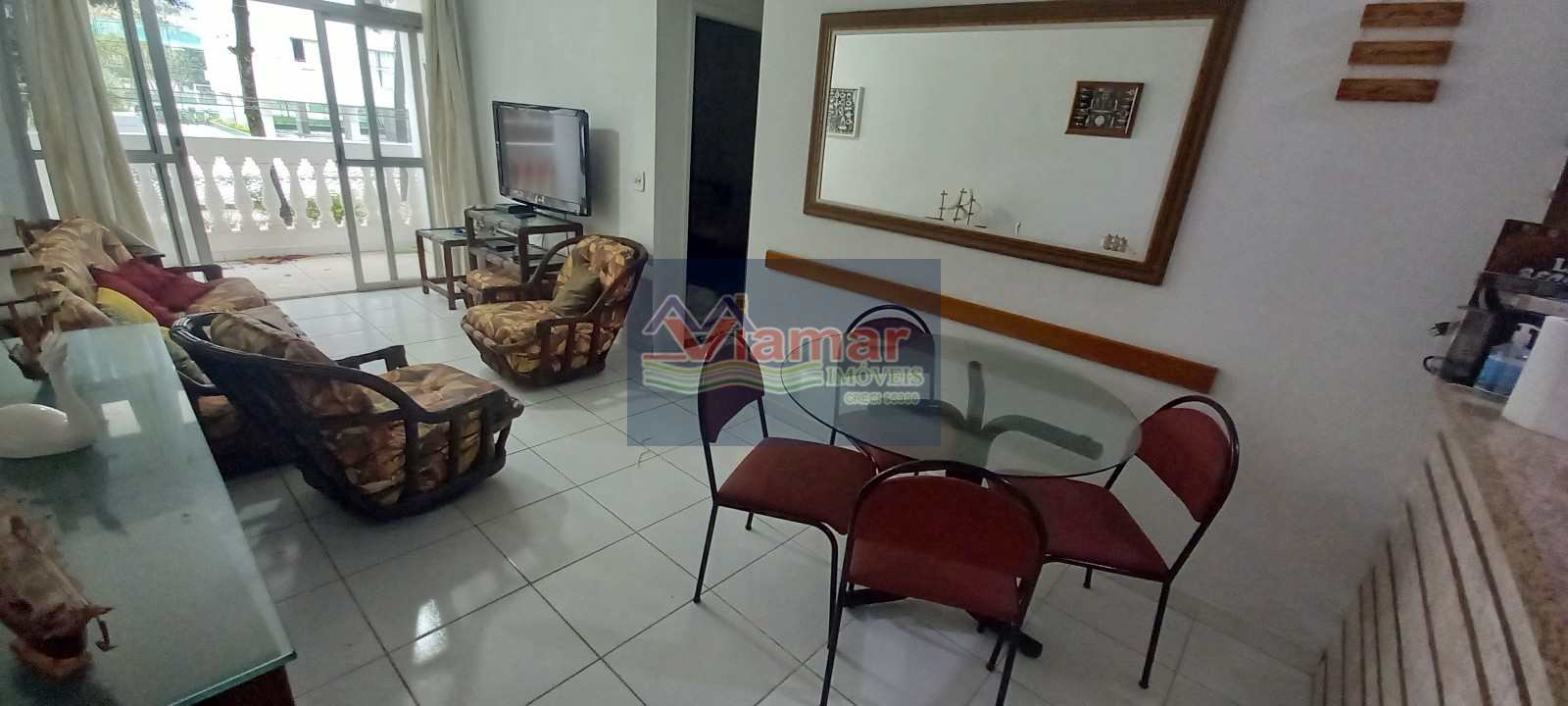 Apartamento à venda com 2 quartos, 70m² - Foto 4