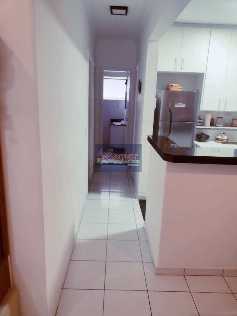 Apartamento à venda com 3 quartos, 72m² - Foto 4