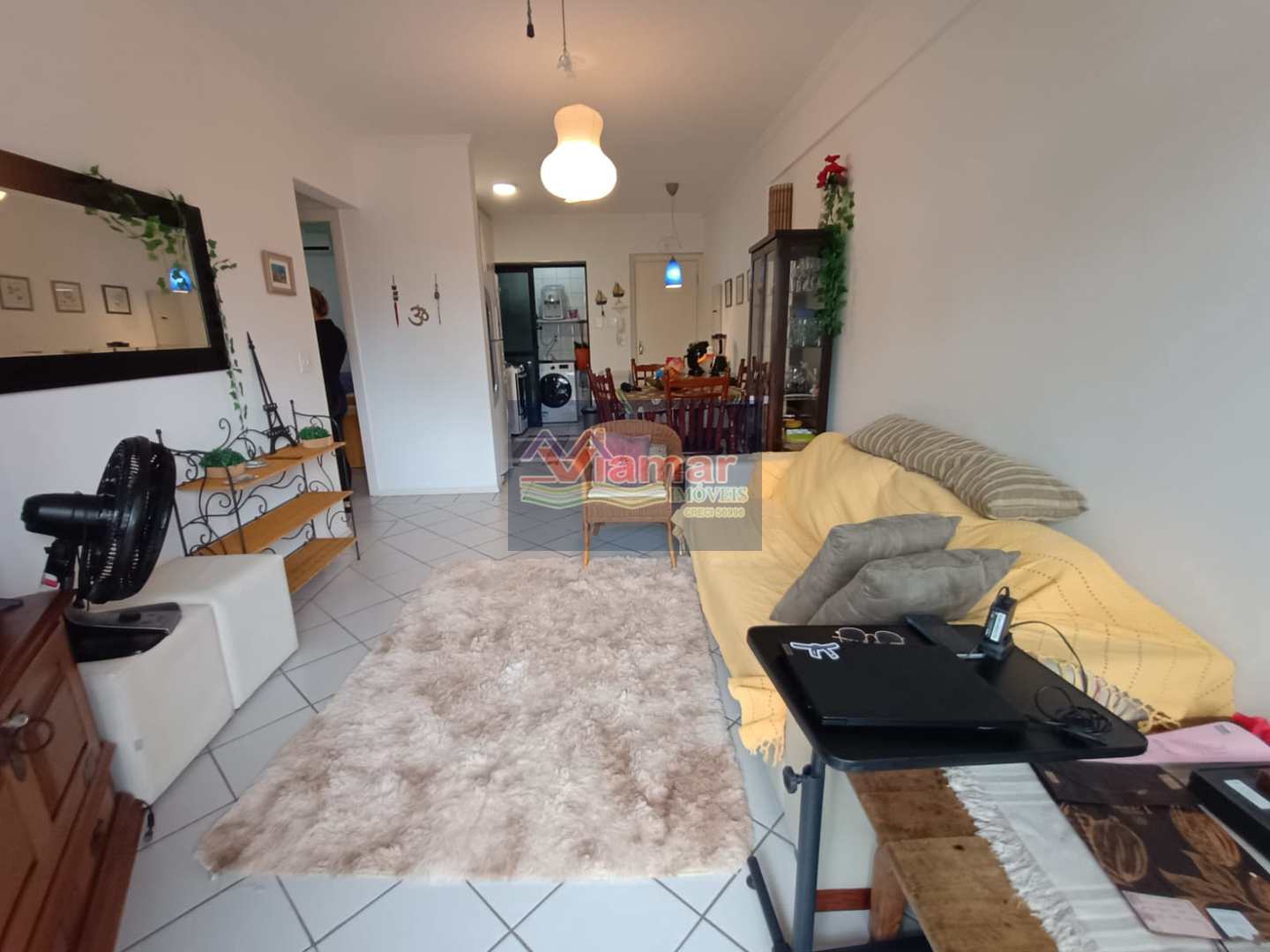 Apartamento à venda com 2 quartos, 70m² - Foto 3