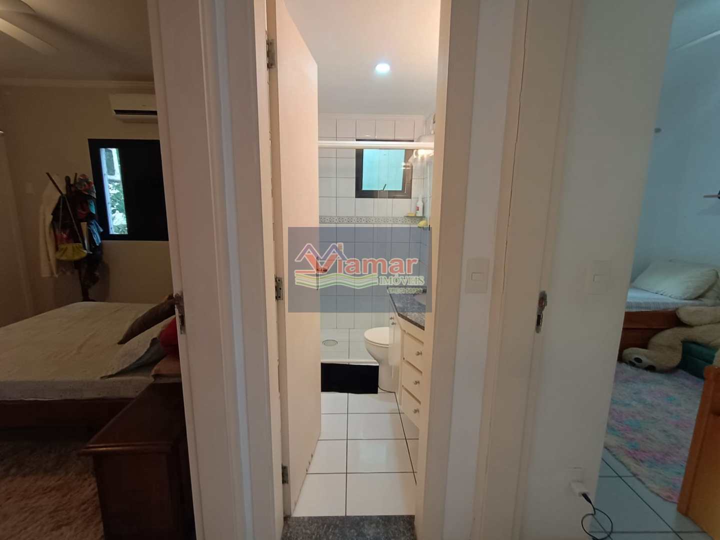 Apartamento à venda com 2 quartos, 70m² - Foto 25