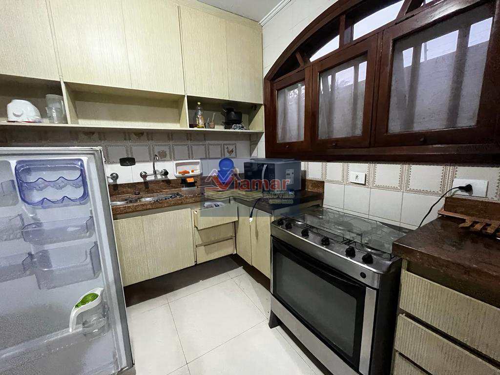 Casa à venda com 3 quartos, 350m² - Foto 14