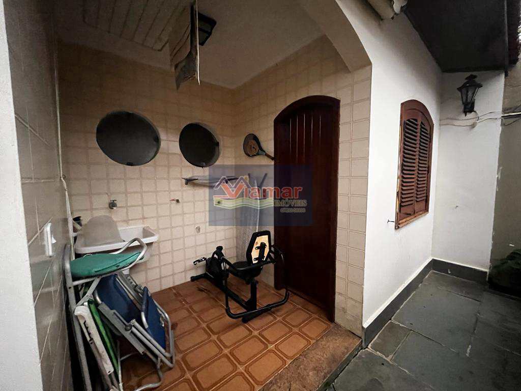 Casa à venda com 3 quartos, 350m² - Foto 15