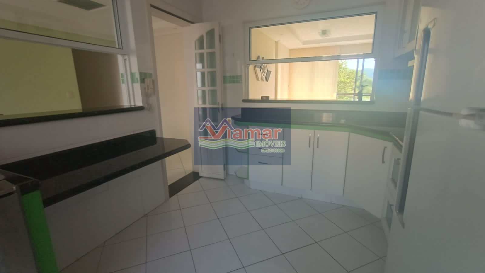 Apartamento à venda com 4 quartos, 215m² - Foto 9