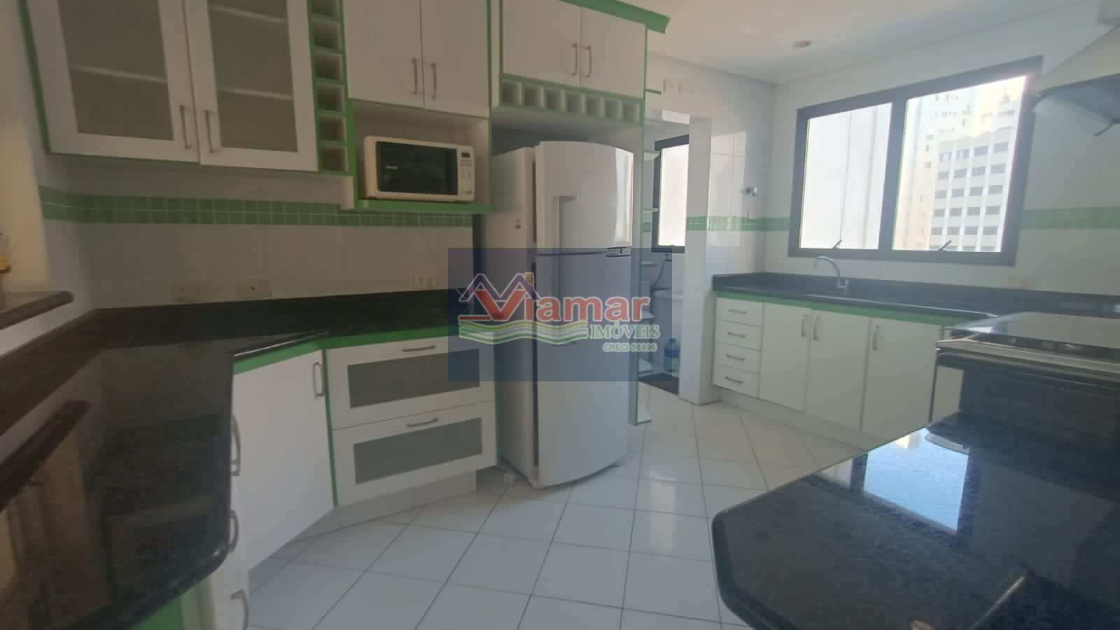 Apartamento à venda com 4 quartos, 215m² - Foto 12