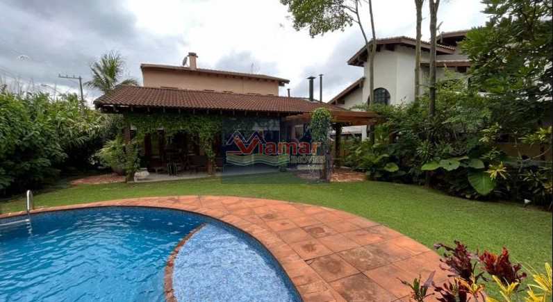 Casa à venda e aluguel com 4 quartos, 284m² - Foto 2