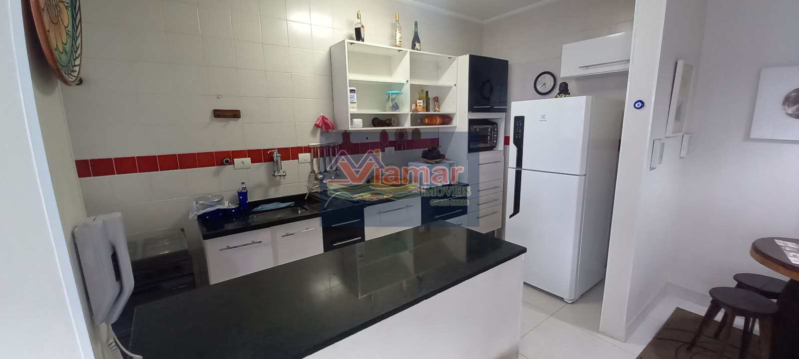 Apartamento à venda com 2 quartos, 65m² - Foto 4