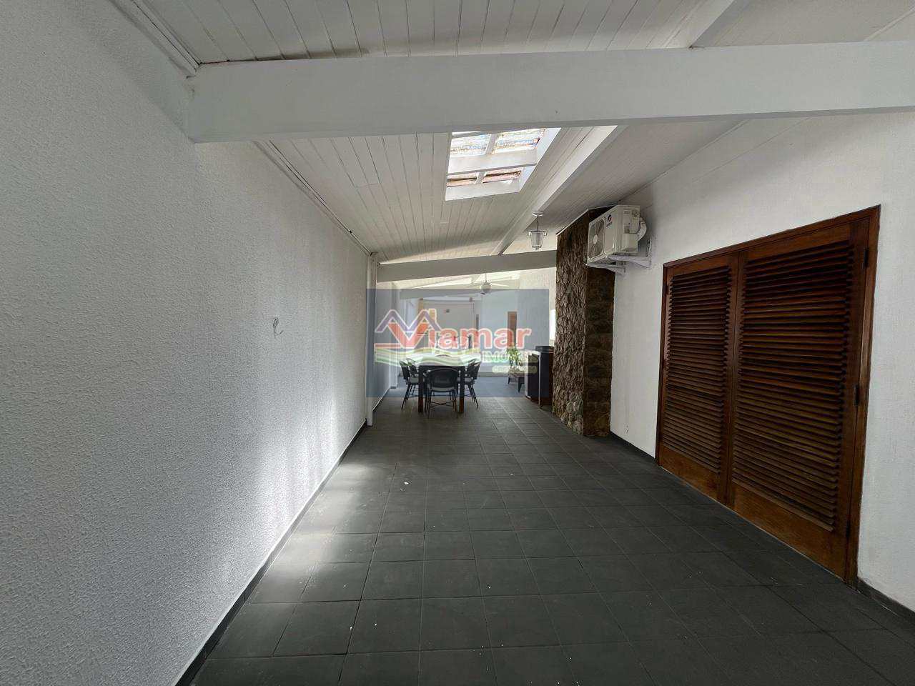 Casa à venda e temporada com 4 quartos, 270m² - Foto 19