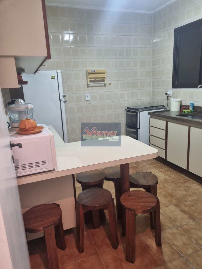 Apartamento para alugar com 2 quartos, 112m² - Foto 9