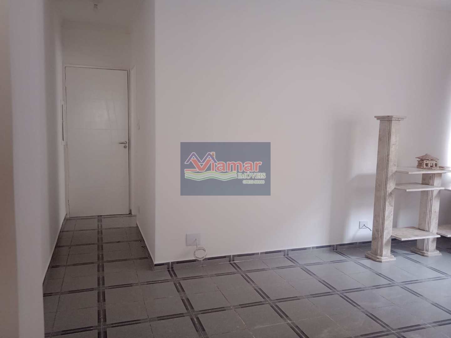 Apartamento à venda com 1 quarto, 57m² - Foto 2