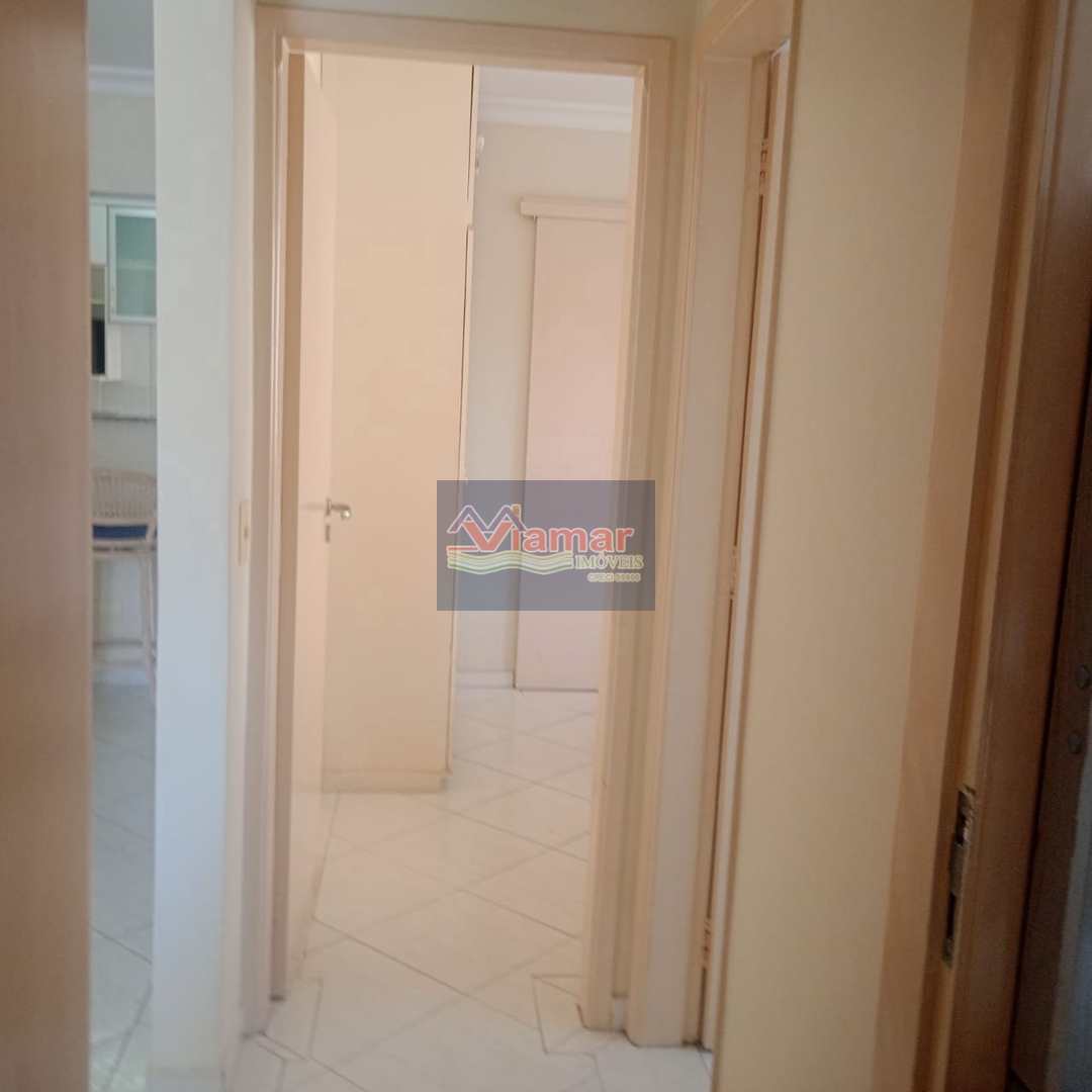 Apartamento à venda com 2 quartos, 75m² - Foto 17