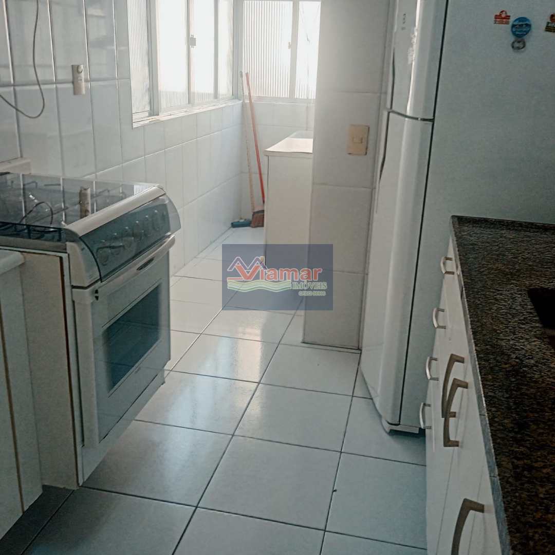 Apartamento à venda com 2 quartos, 75m² - Foto 18