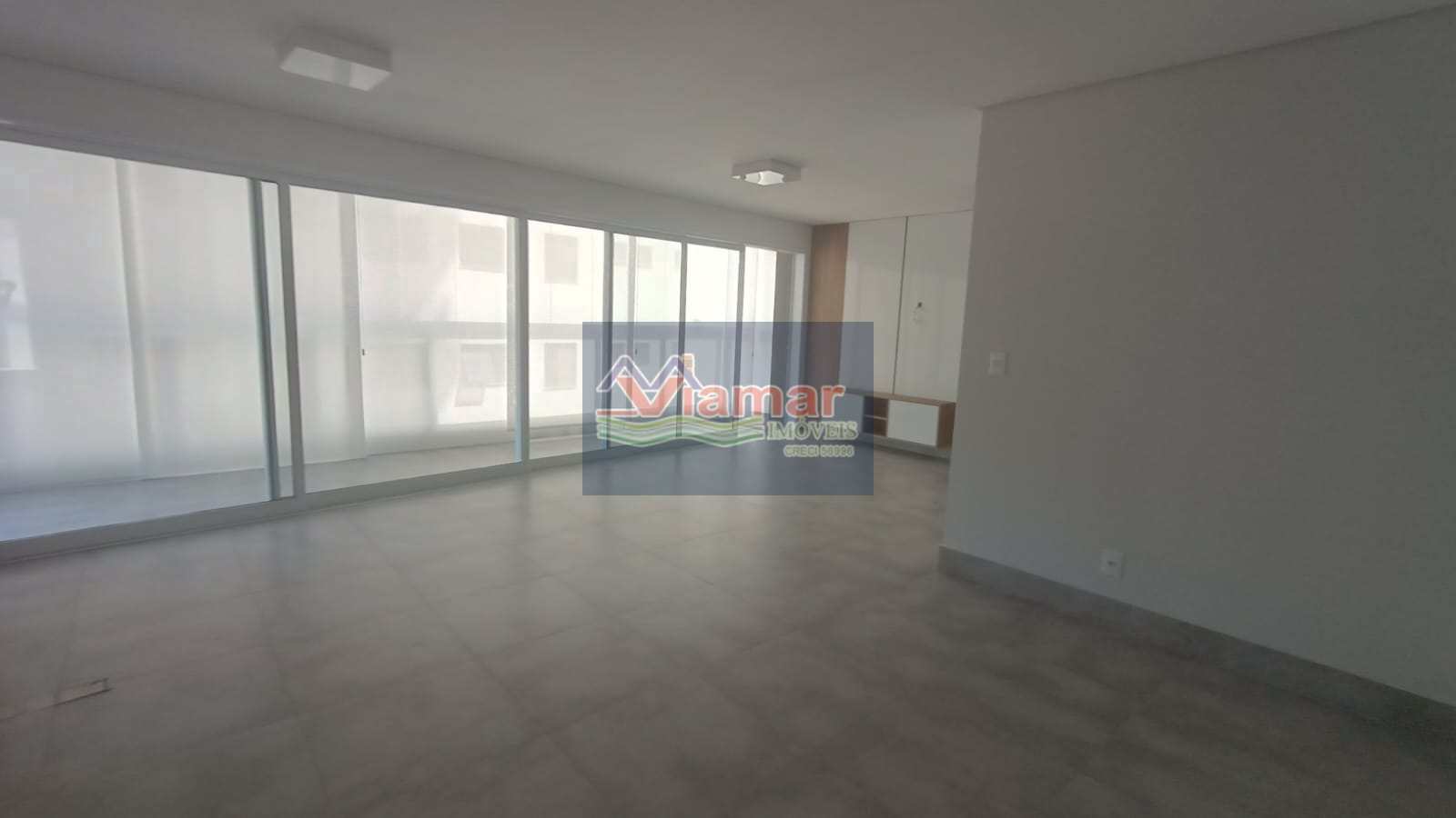 Apartamento à venda com 3 quartos, 145m² - Foto 7